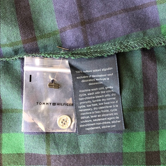 NWT❣️Tommy Hilfiger Button Down Shirt - Picture 6 of 8